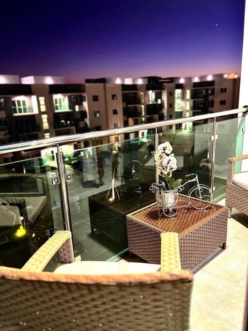 Ferienwohnung Magnificent Pent House W/Jacuzzi Santiago De Los Caballeros Exterior foto